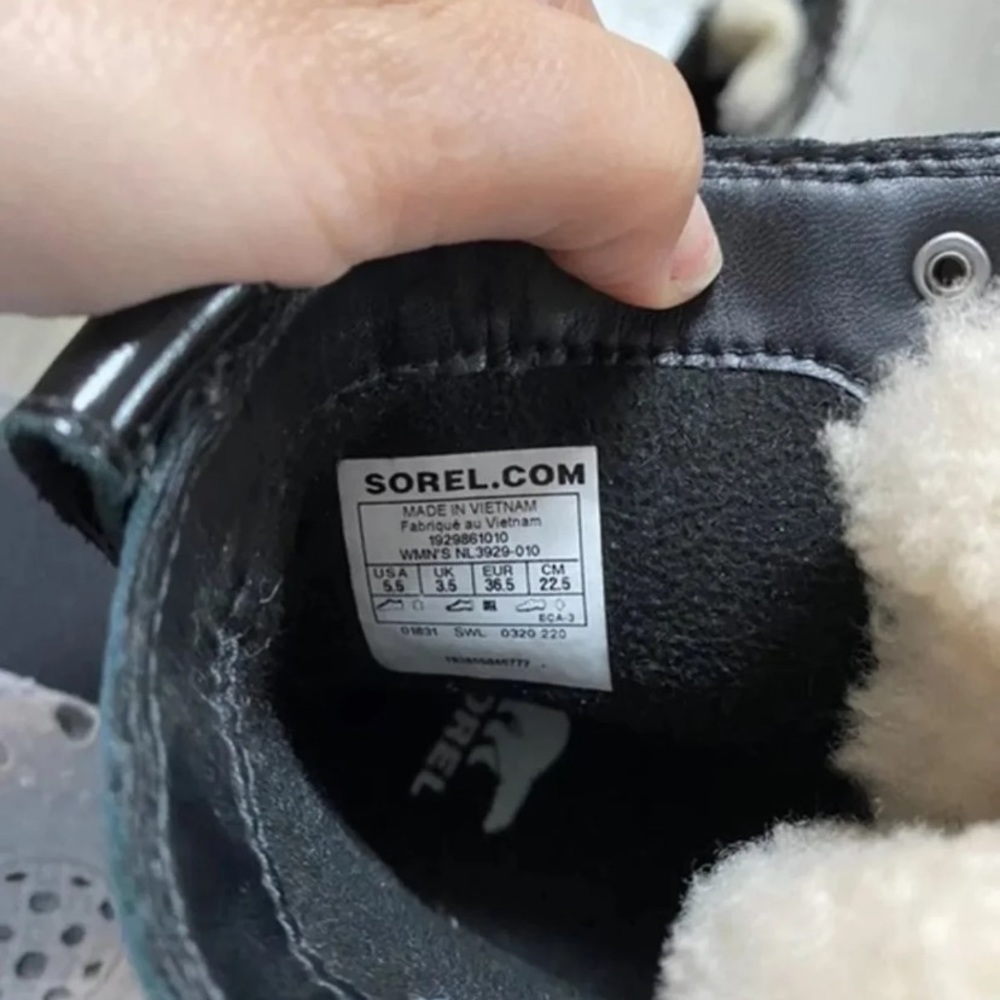 Sorel Lennox Shearling Learher Boots - Picture 6 of 6